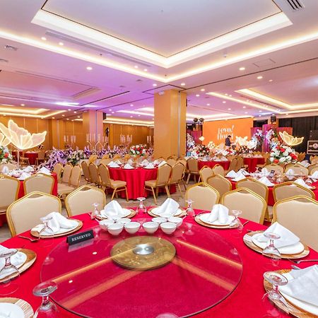 Levo Hotel Urdaneta Ngoại thất bức ảnh