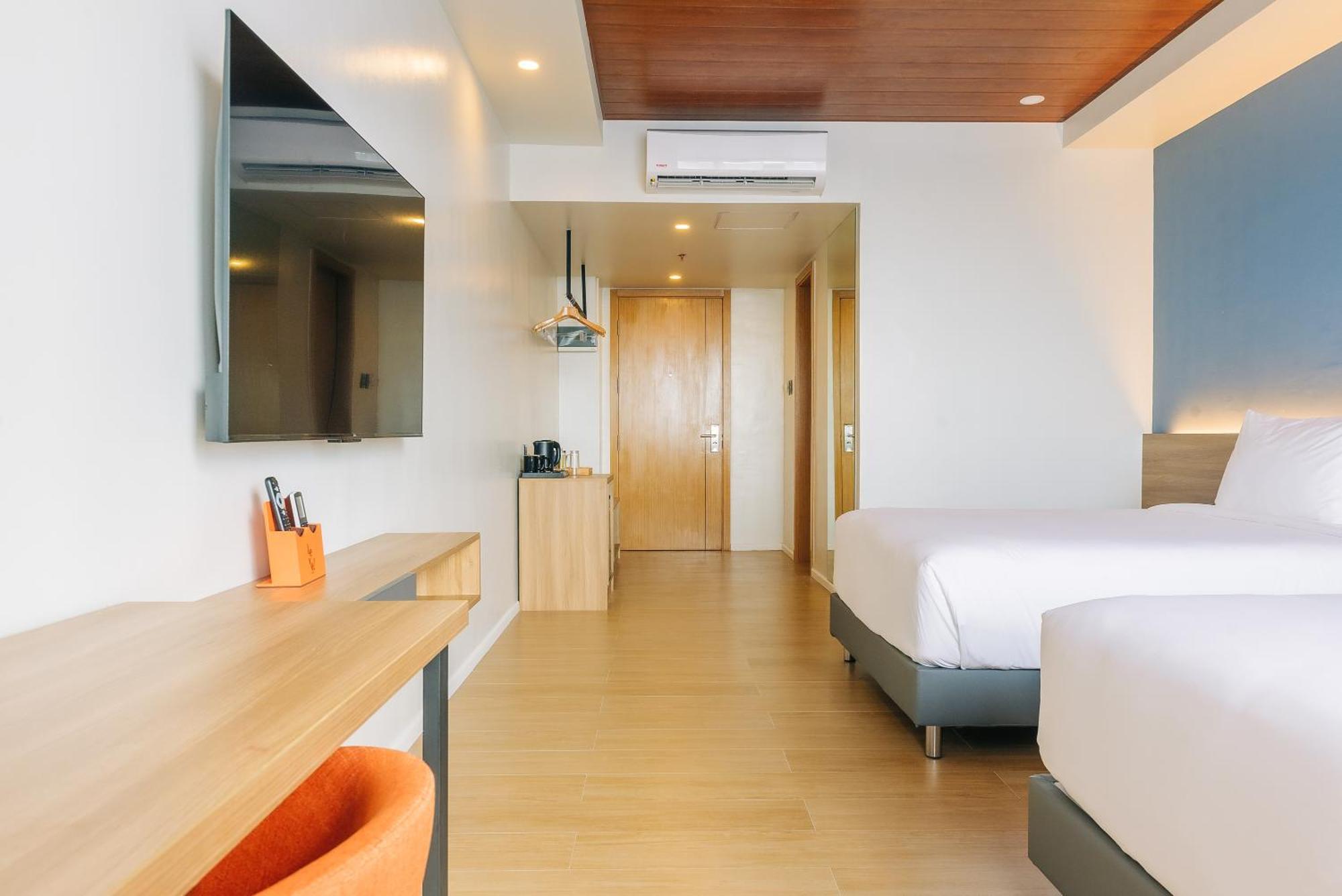 Levo Hotel Urdaneta Ngoại thất bức ảnh