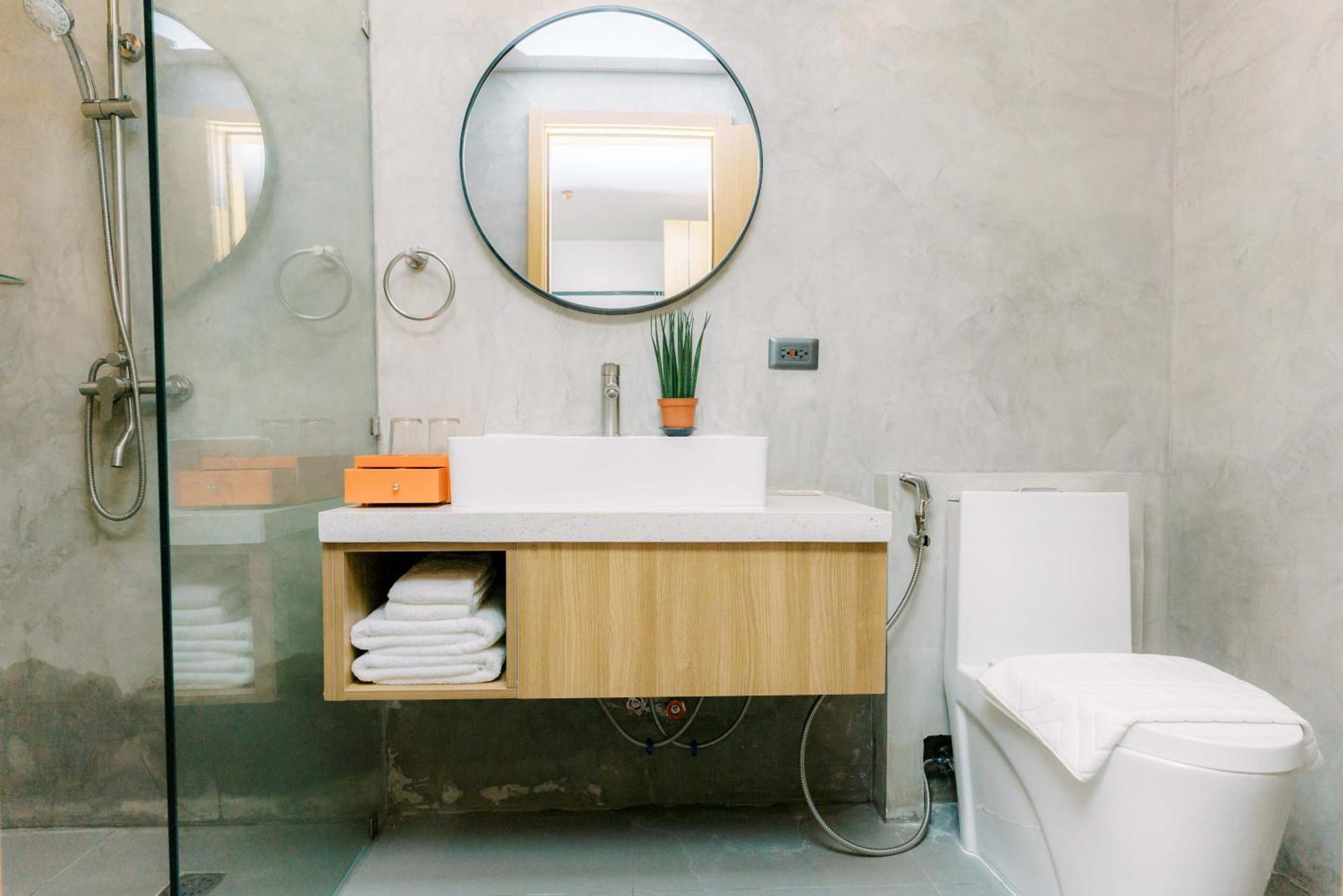 Levo Hotel Urdaneta Ngoại thất bức ảnh