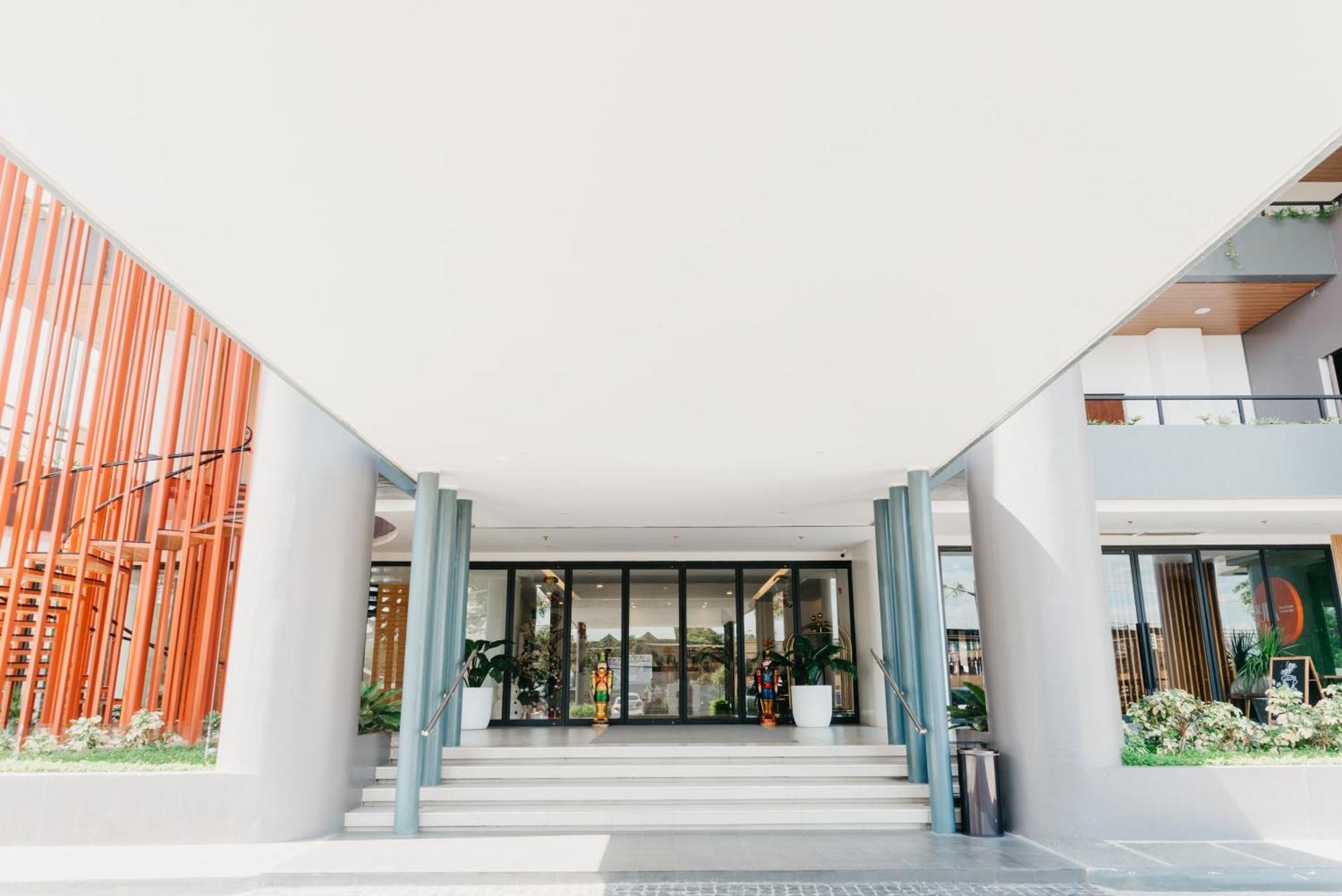 Levo Hotel Urdaneta Ngoại thất bức ảnh