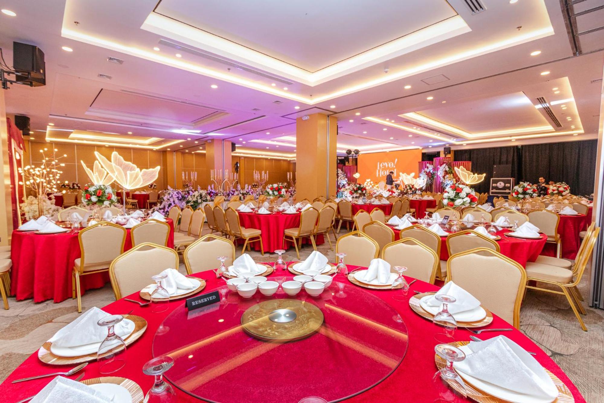 Levo Hotel Urdaneta Ngoại thất bức ảnh
